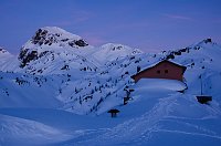 24-CREPUSCOLO SUL RIFUGIO CALVI